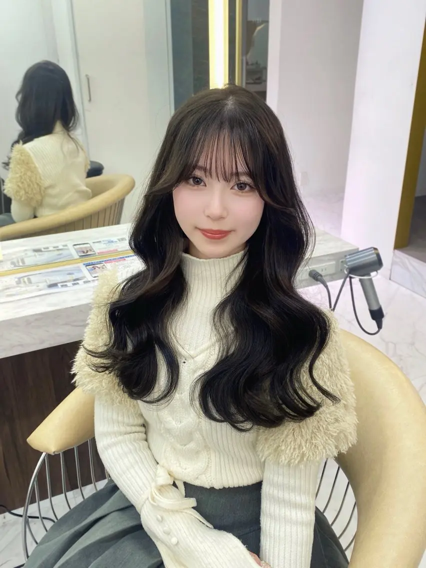 ロング カラー 透明感カラー 古川 美羽のヘアスタイル