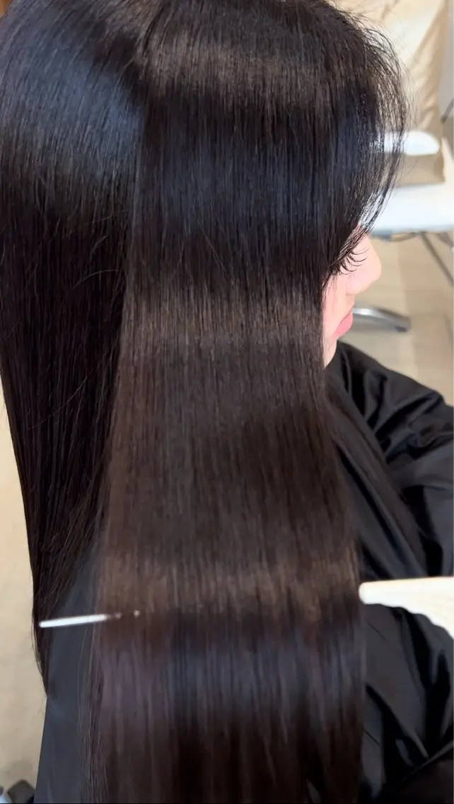ロング 縮毛矯正 un ジュリアのヘアスタイル