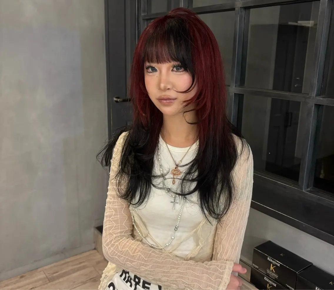 ロング カラー ヘアカラー Loob.TOKYO YUUNAのヘアスタイル