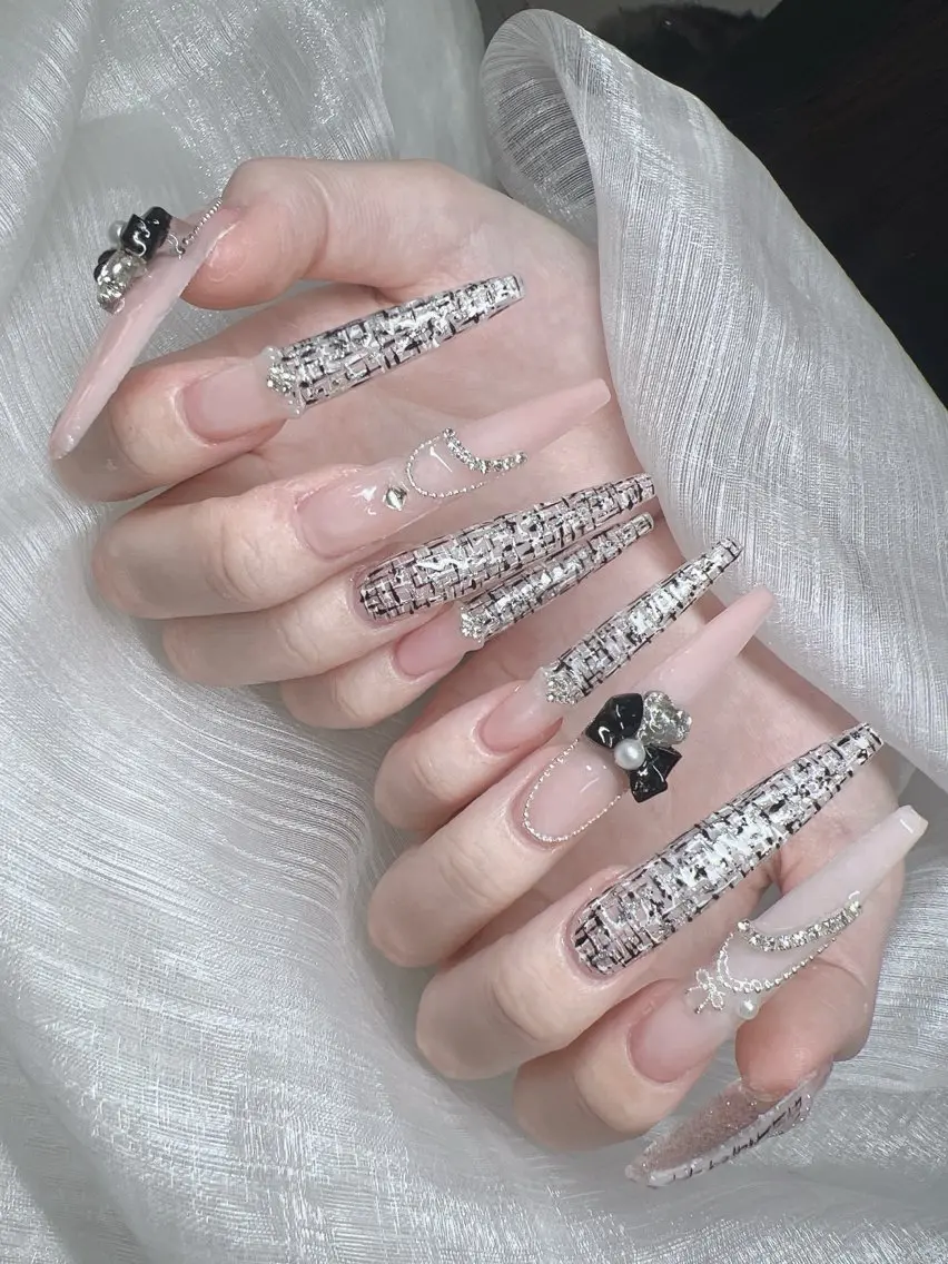 ネイル ハンドネイル Lee Nails チップ長さだし専門店のネイルデザイン