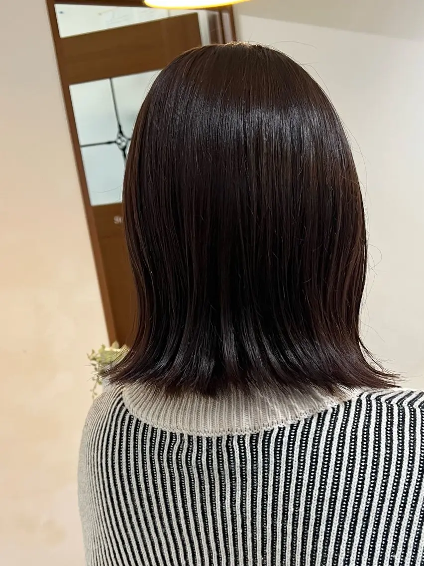 ミディアム 切りっぱなしボブ ボブ 伸ばしかけ カット ヘアカラー トリートメント Oishi🦮🐩 10月から産休のヘアスタイル
