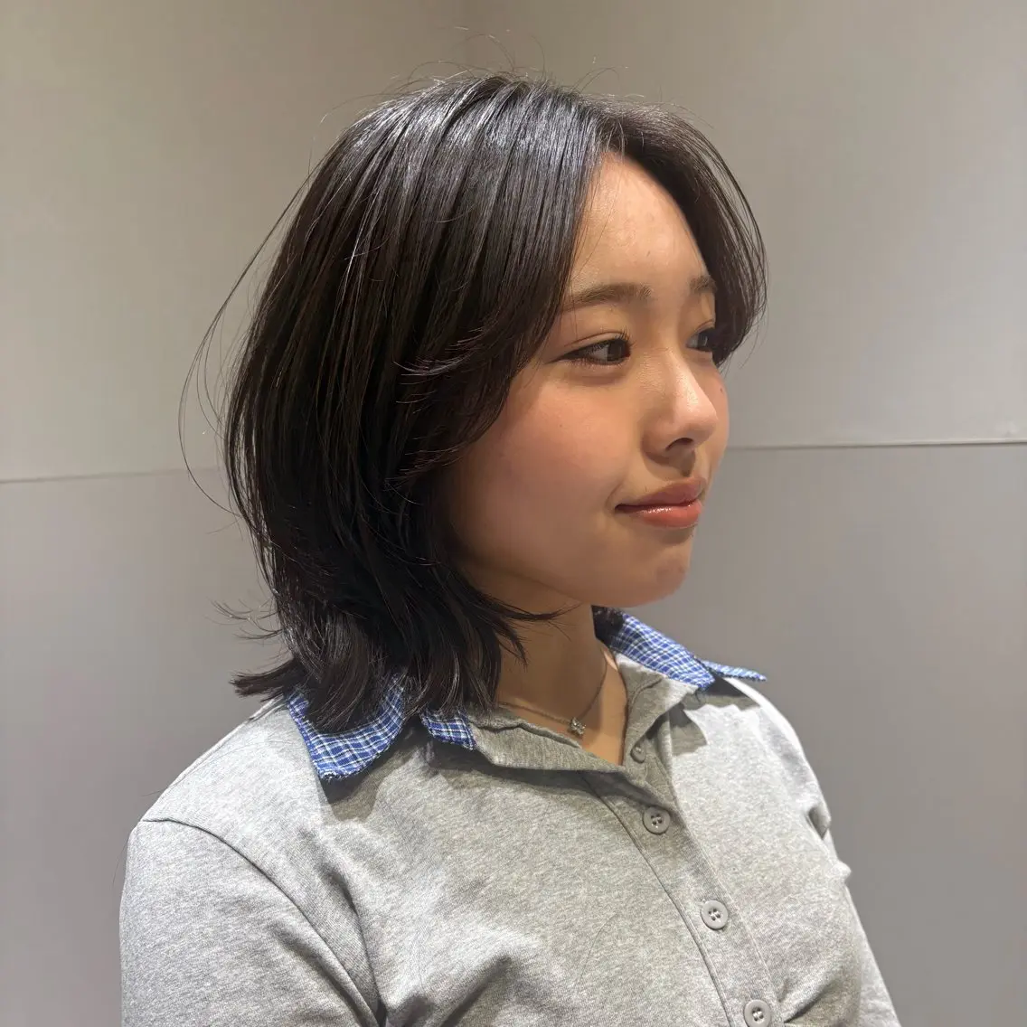 ミディアム レイヤーカット ウルフカット 渡辺 健太郎のヘアスタイル