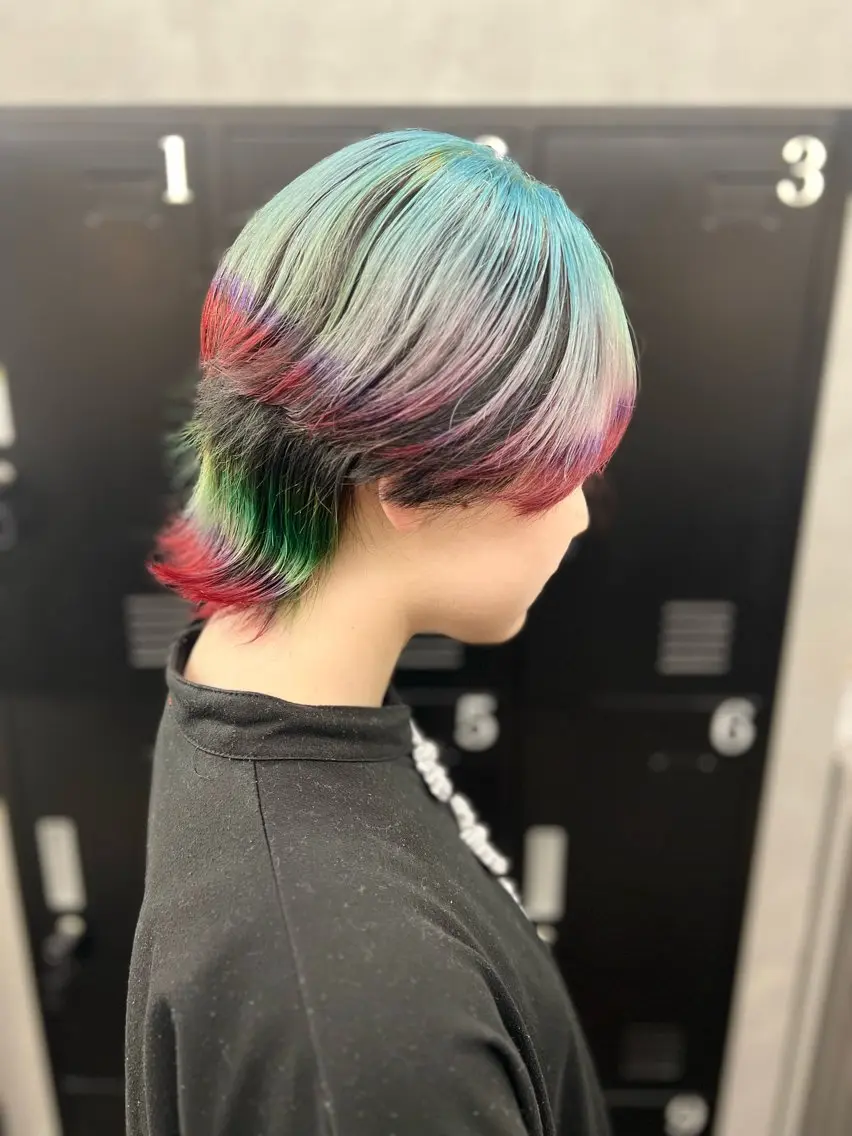 ミディアム カラー ウルフカット カット ヘアカラー 透明感カラー特化🫧 🦋栗原🦋のヘアスタイル
