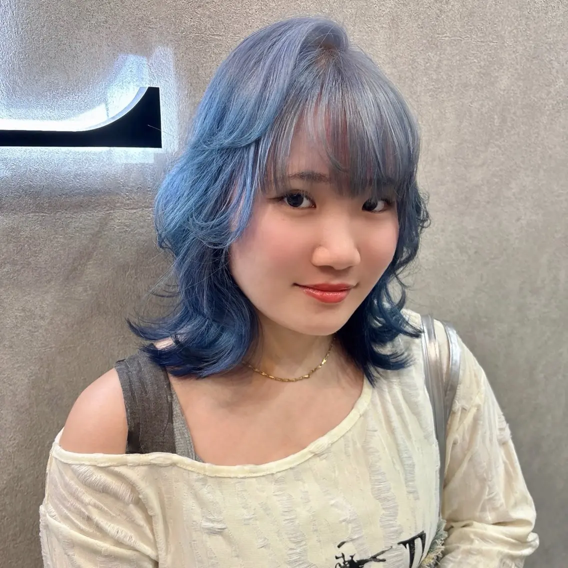 ミディアム 村瀬 美来のヘアスタイル