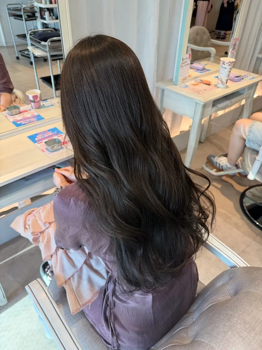 ロング カラー カット ヘアカラー CreBiA ひなたのヘアスタイル