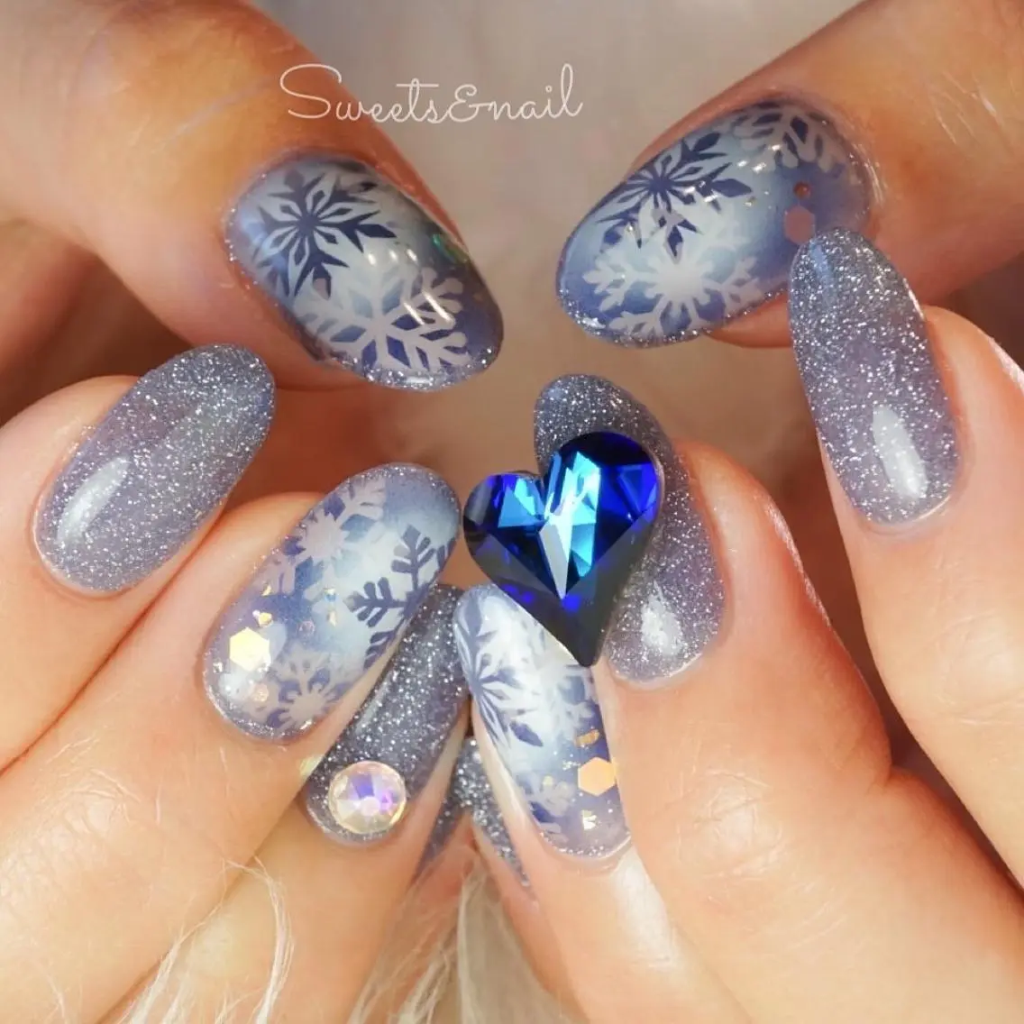 ネイル ブルー フラッシュネイル ジェルネイル ハート キラキラネイル Sweets＆ nail みなこのネイルデザイン