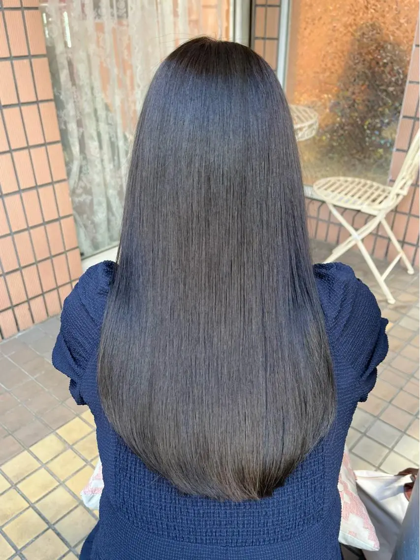 🩶小顔カット+縮毛矯正+3Stepトリートメントの写真