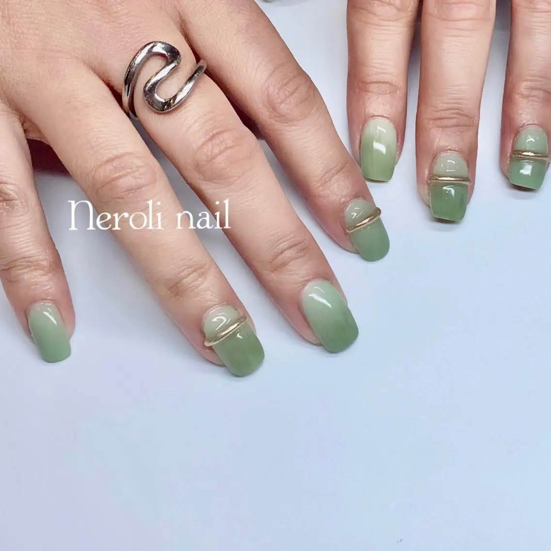 ミディアム ネイル Neroli nailのネイルデザイン