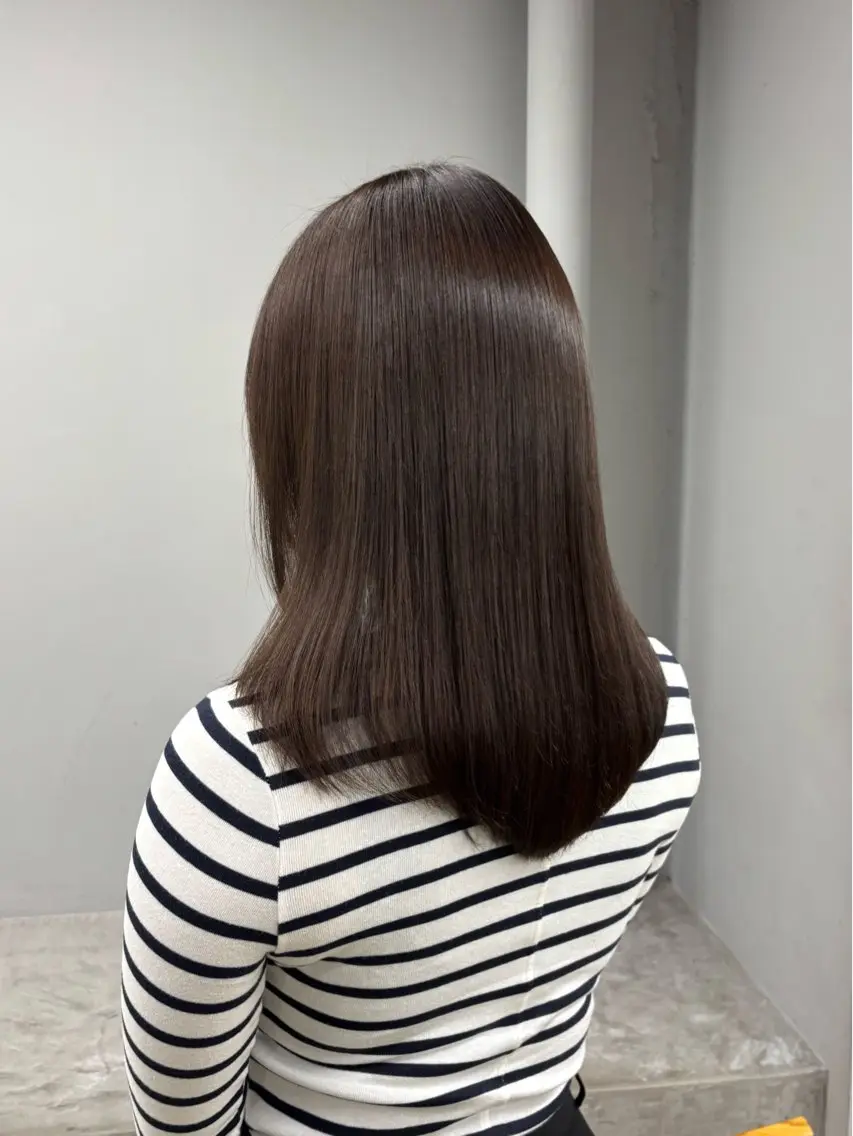 ミディアム ヘアカラー 𝐀𝐦𝐞𝐫𝐢 /透明感カラーのヘアスタイル