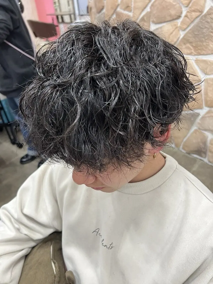 ショート パーマ 齋藤 優太朗のヘアスタイル