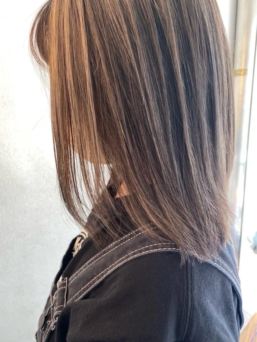 🦩ハイライトカラー＋トリートメント🦩【白髪が目立ちにくくなる髪へ】白髪ぼかしの写真