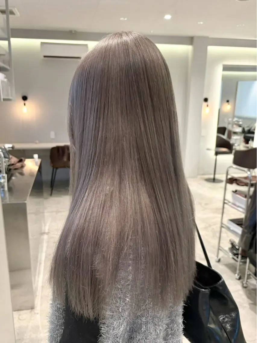 ロング ヘアカラー 落合 美穂のヘアスタイル