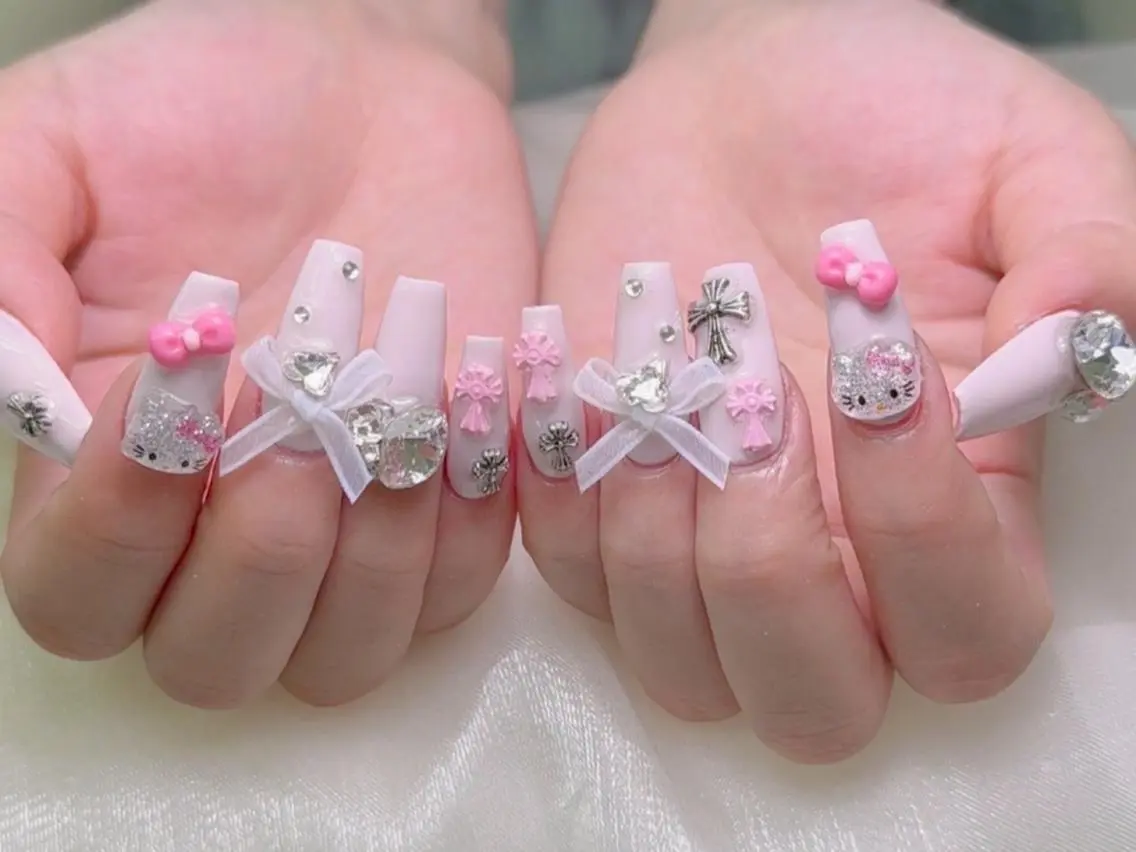 ネイル lucky nail YUI❤︎のネイルデザイン