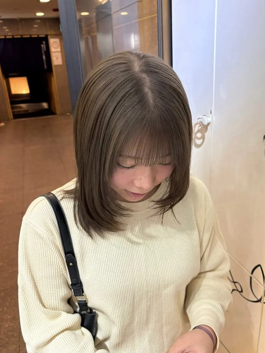 ミディアム カラー カット ヘアカラー トリートメント 梅田/透明感カラー 🤍narumiのヘアスタイル