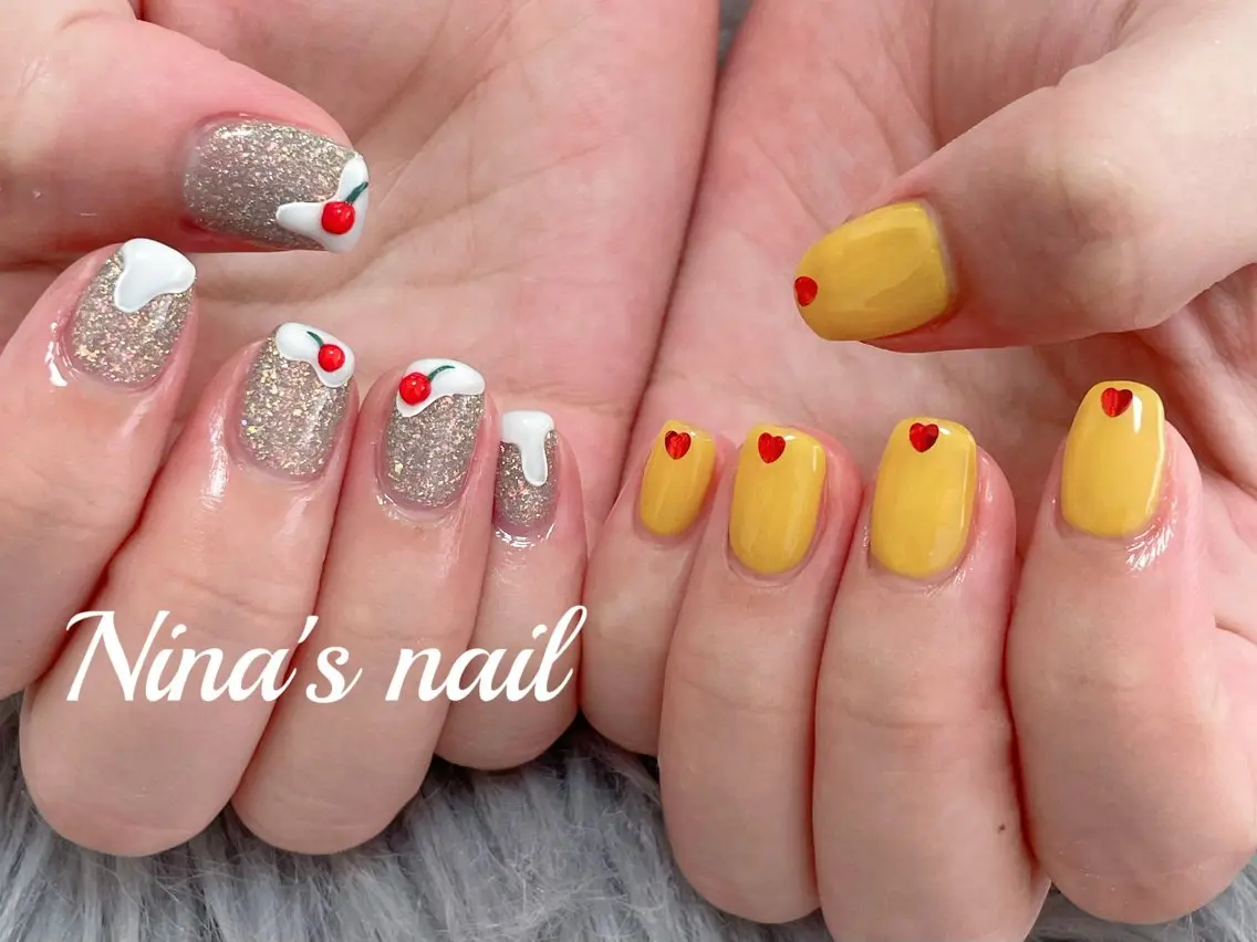 ショート ハンドネイル Nina's nailのネイルデザイン