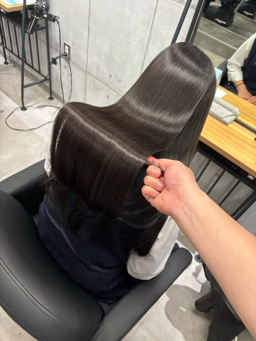 ロング カット 縮毛矯正 トリートメント レイヤー💧艶髪 💧Syotaのヘアスタイル