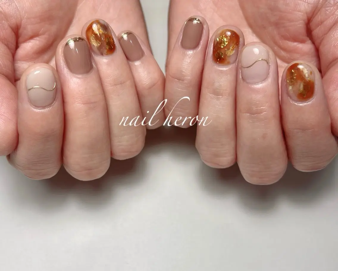 ネイル べっ甲ネイル ハンドネイル saki_ nail heronのネイルデザイン