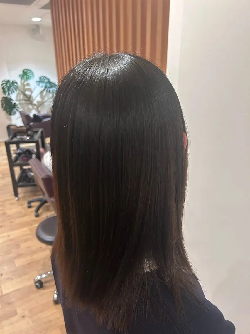 セミロング 縮毛矯正 トリートメント 木村 胡土のヘアスタイル