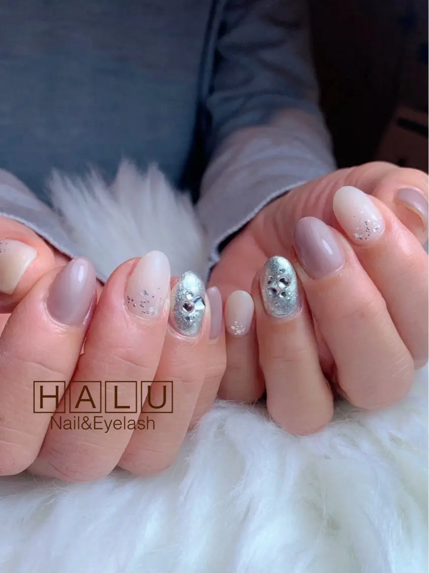 ネイル キラキラネイル HALU ハルのネイルデザイン
