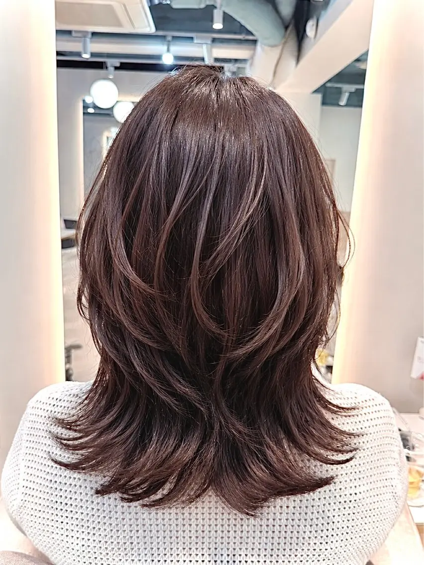 ロング ハイレイヤー/顔周り /レイヤーカットのヘアスタイル
