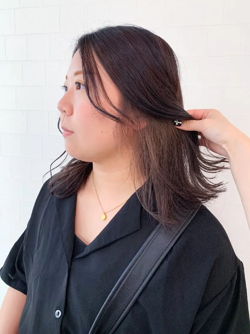 ミディアム カラー イヤリングカラー グレージュ ヘアカラー Antwerp💎 ✂︎HiROKi✂︎のヘアスタイル