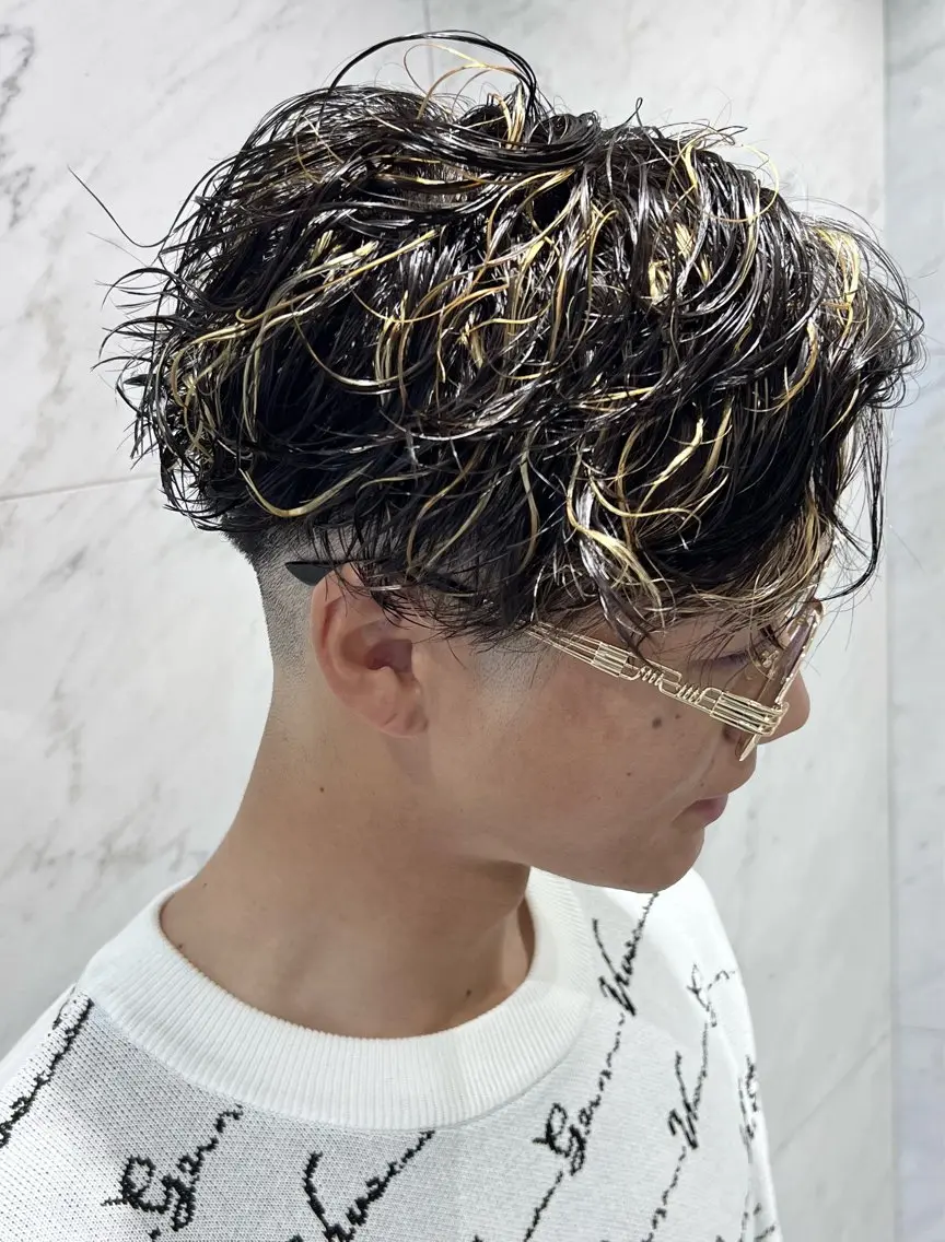 ショート カラー パーマ メッシュ スパイラルパーマ カット パーマ ベイリコルド　アトリ 店長　宮城一真のヘアスタイル