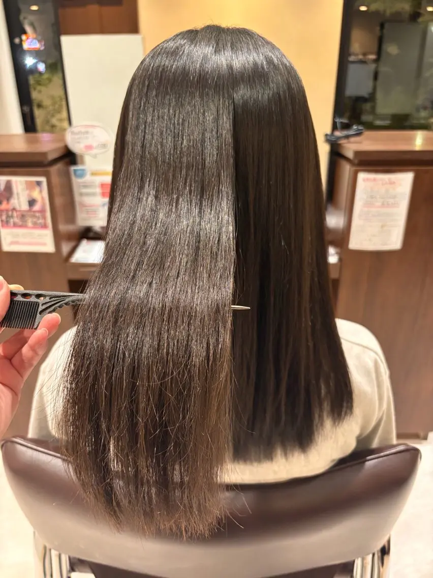 セミロング 縮毛矯正 🫧ナチュラル矯正 /カラー🫧あやりのヘアスタイル