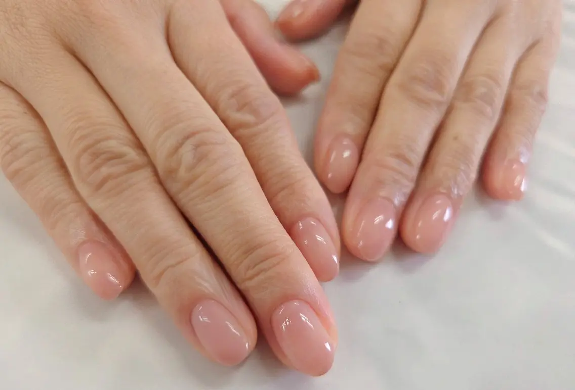 ネイル ワンカラーネイル nude | rのネイルデザイン