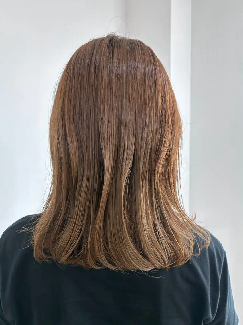 セミロング 高橋 あやののヘアスタイル