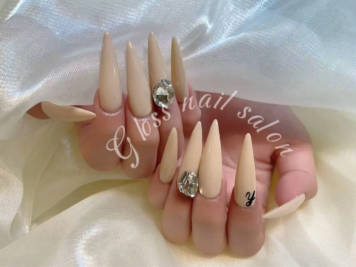 ネイル Yuna✨ Gloss nailのネイルデザイン