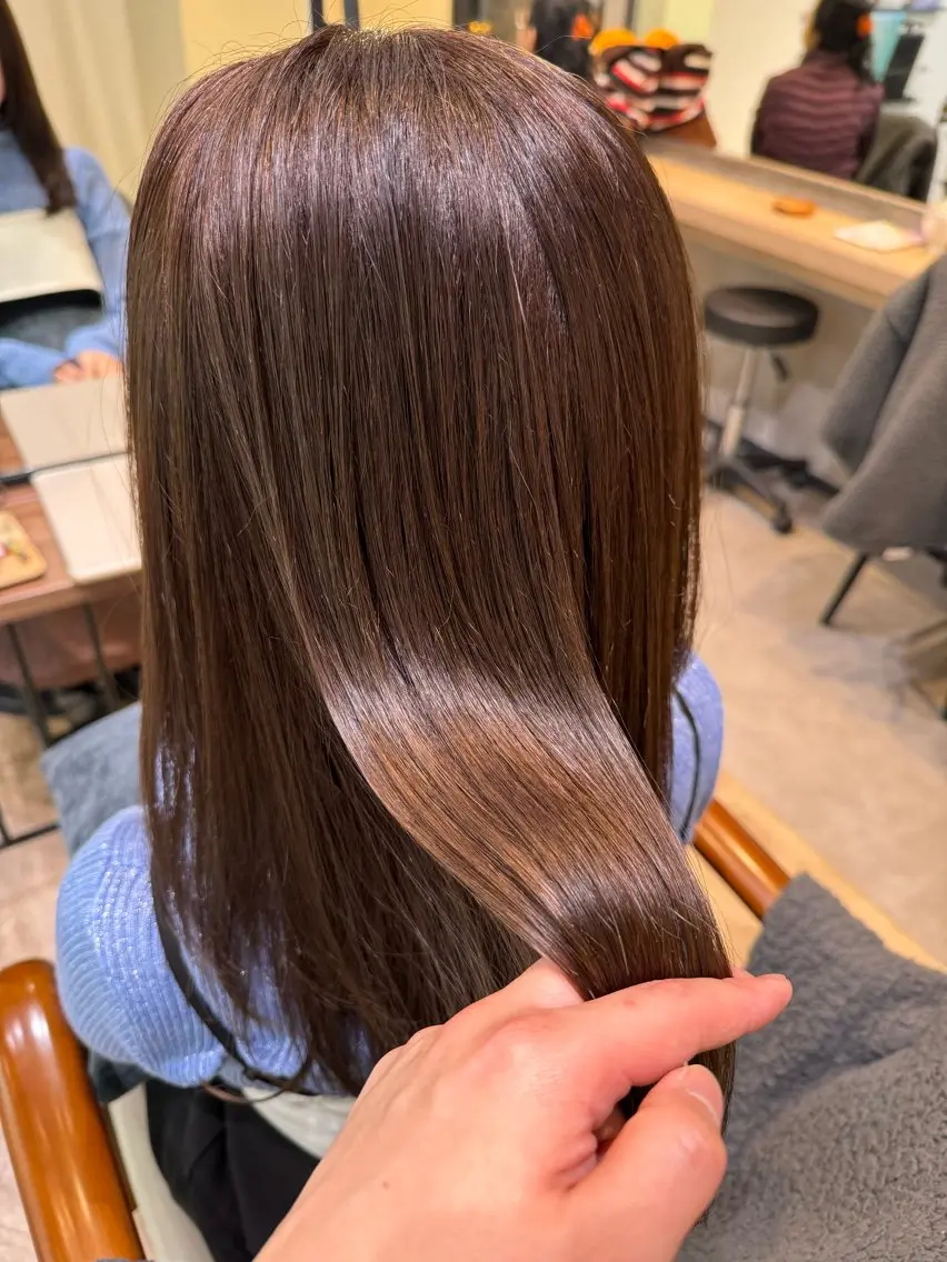 セミロング カラー ヘアカラー トリートメント 新宿 / Aujua ソムリエ🫧森田涼介のヘアスタイル