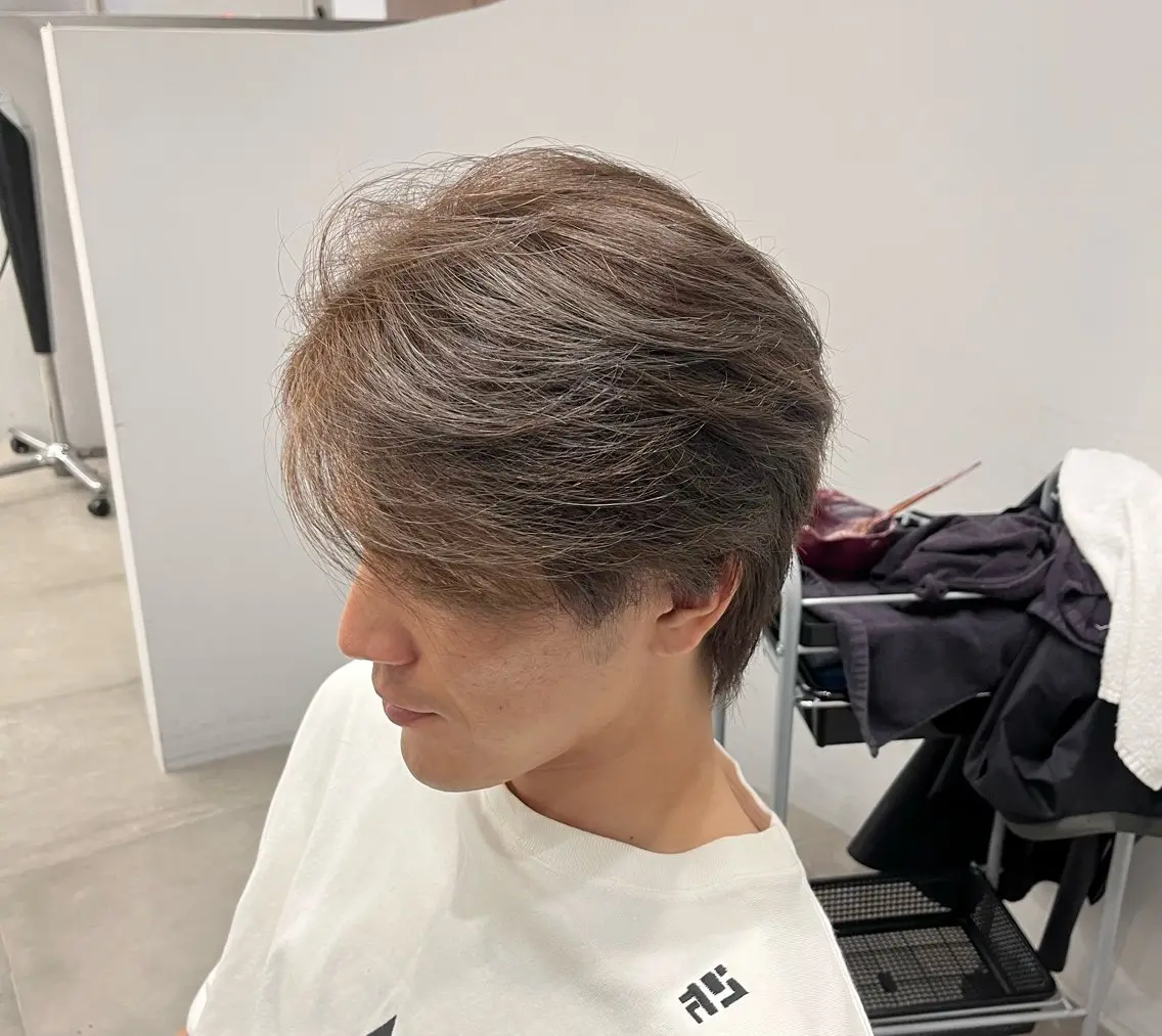メンズ センターパート 橋本 保奈美のヘアスタイル
