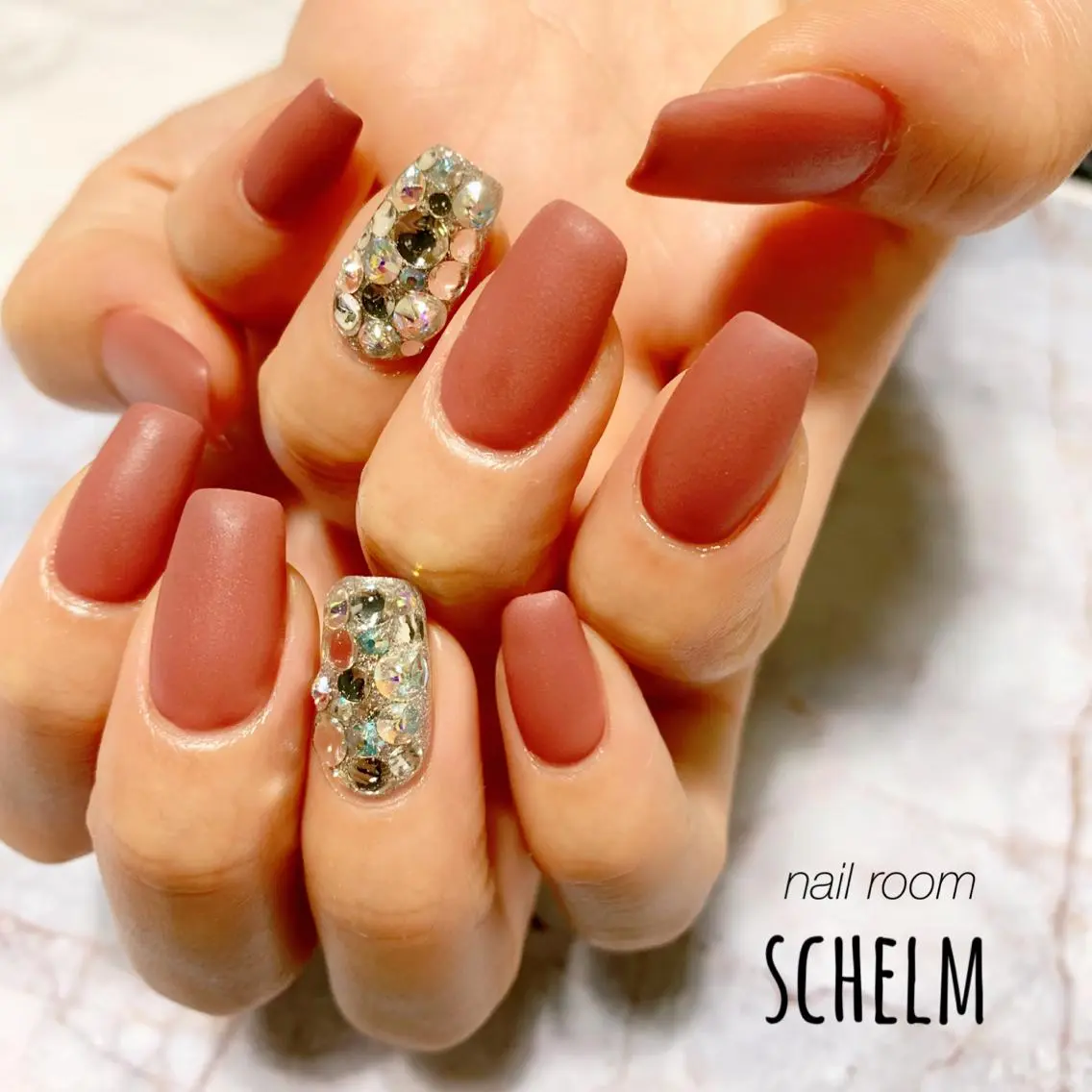 ネイル ハンドネイル nail room シュレムのネイルデザイン