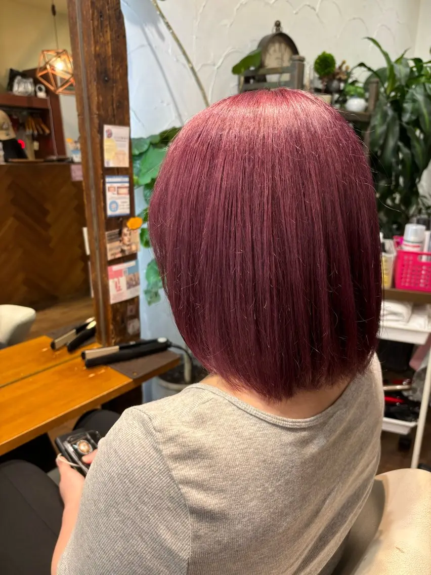 ミディアム カラー 倉澤 愛理のヘアスタイル