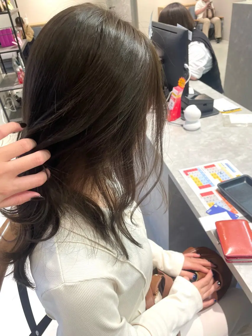 カラー 透明感カラー 大人可愛い🎀ིྀ 🪞柔らかベージュのヘアスタイル
