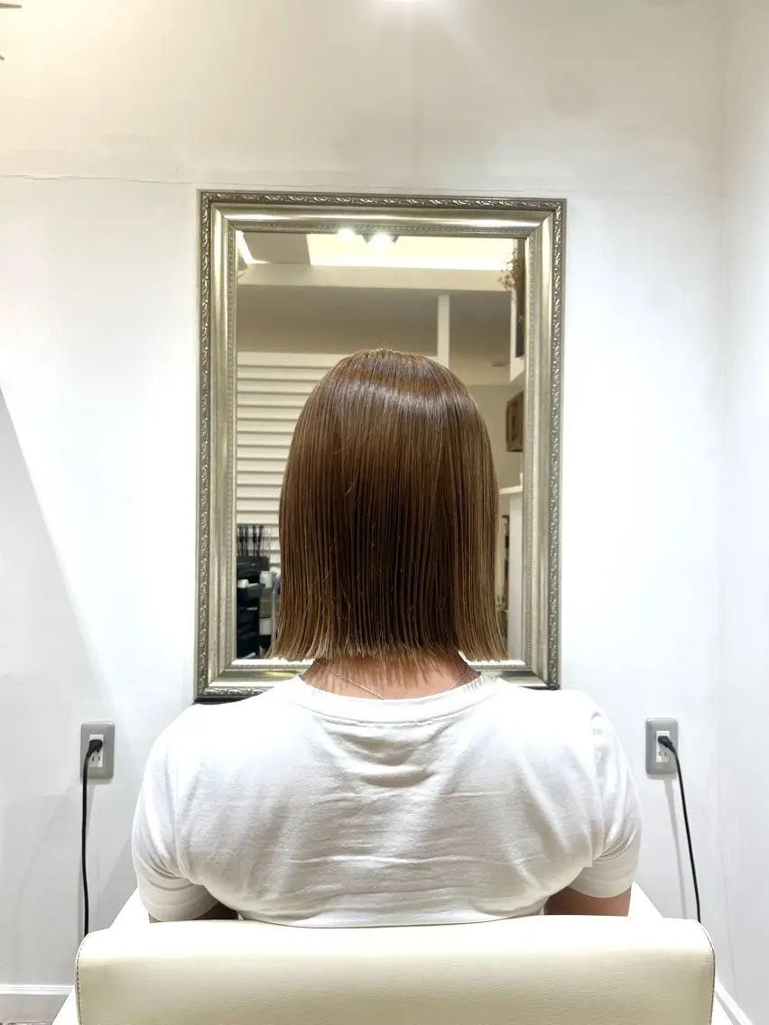 ショート 切りっぱなしボブ ボブ 松浦 愛利花のヘアスタイル