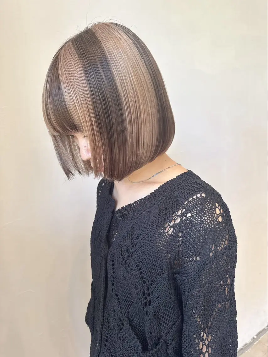 ミディアム ヘアカラー トリートメント カラー/ダブルカラー グレイカラー椿こはなのヘアスタイル