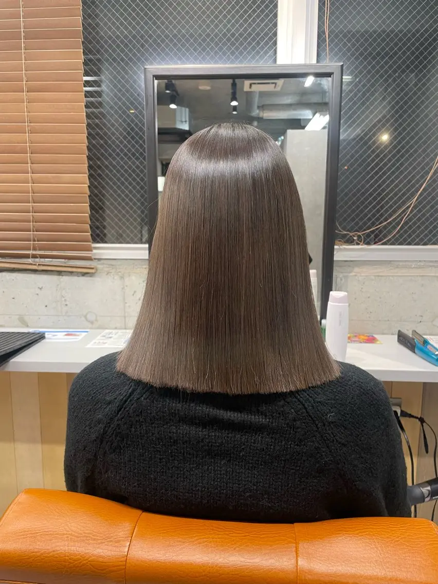 ミディアム 縮毛矯正 ✨美髪専門✨ワタナベ 髪質改善のヘアスタイル