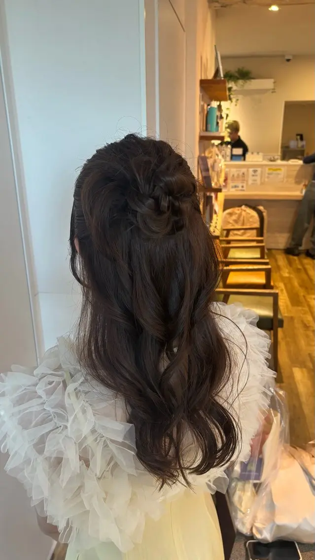 ロング ヘアアレンジ ハーフアップ お団子ヘア ヘアセット 表参道/アレンジ💐 /艶カラー/kahoのヘアスタイル