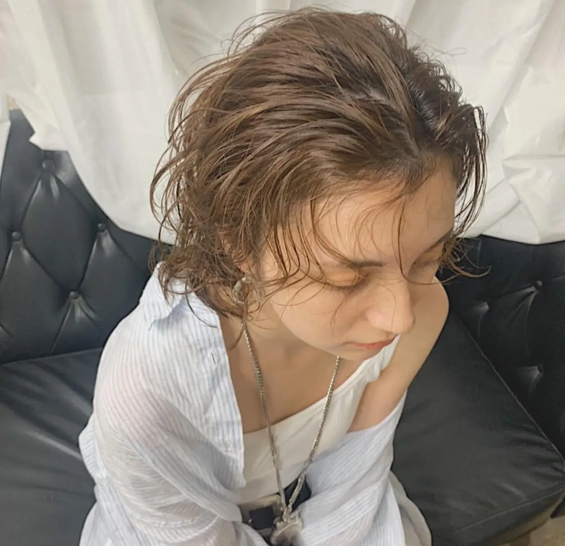 ミディアム カラー パーマ ミディアムパーマ ベージュカラー ニュアンスパーマ ヘアカラー ［girl］ MIKIのヘアスタイル