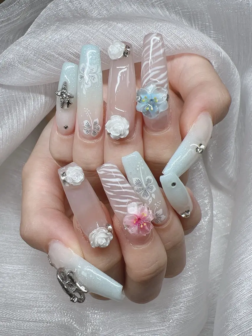 ネイル 長さ出し グラデーション キラキラネイル マグネットネイル ニュアンスネイル Lee Nails チップ長さだし専門店のネイルデザイン