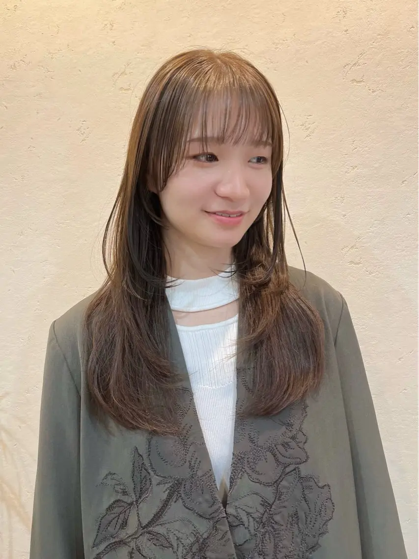 ロング カラー レイヤーカット カット ヘアカラー トリートメント 工藤 梨花のヘアスタイル