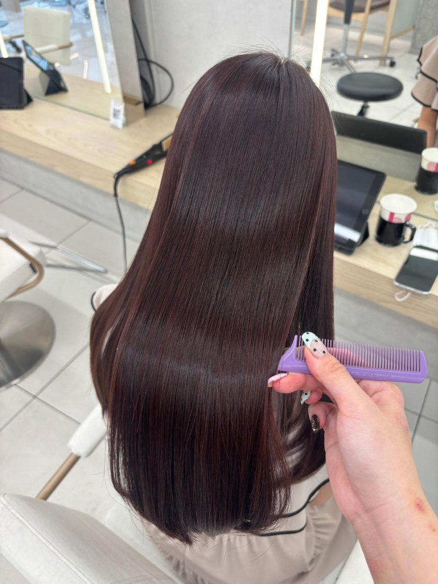 ロング カット ヘアカラー 韓国透明感カラー🌀 yuukiのヘアスタイル