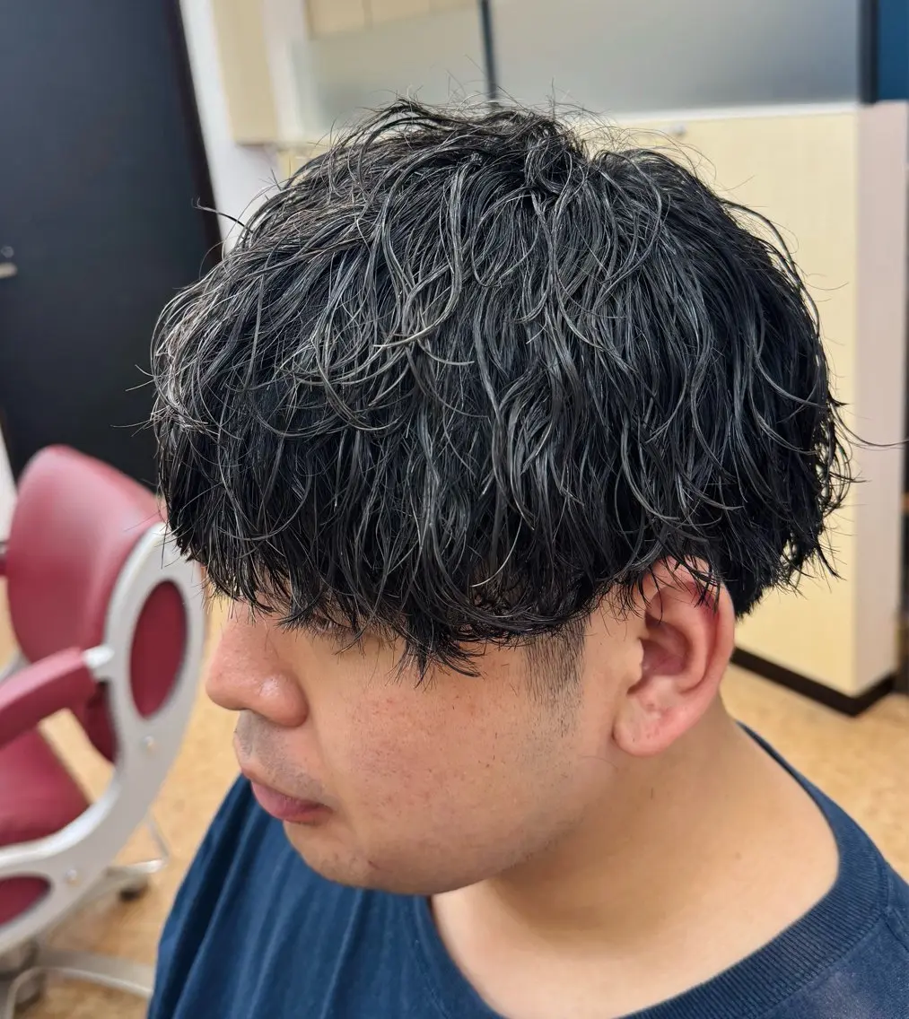メンズ 波巻きパーマ 焼津メンズパーマ特化 大石雄生のヘアスタイル