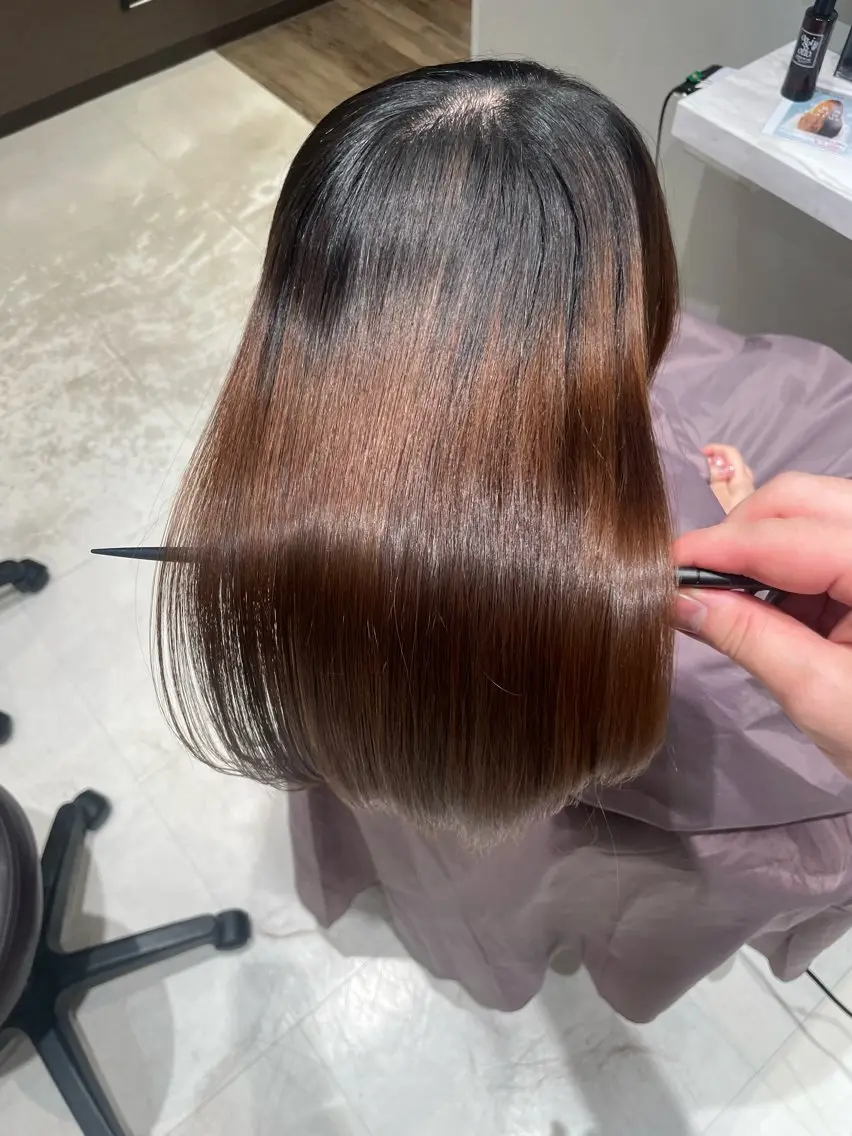 ロング パーマ カット 縮毛矯正 トリートメント k-twoたき✨艶感 カラー／美髪矯正のヘアスタイル