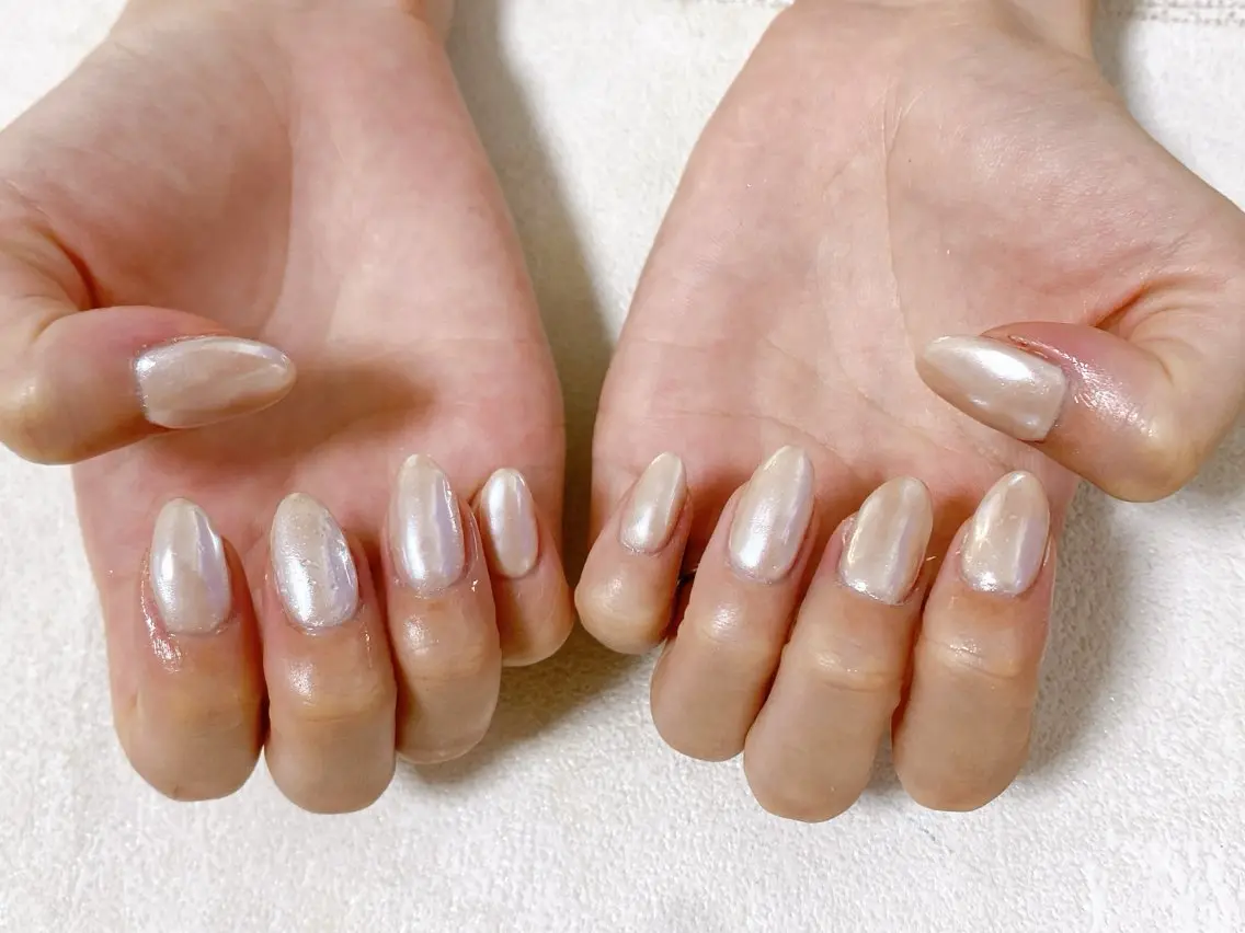 ネイル オーロラネイル フットネイル フレンチネイル ジェルネイル マグネットネイル ハンドネイル mogunail &blowのネイルデザイン