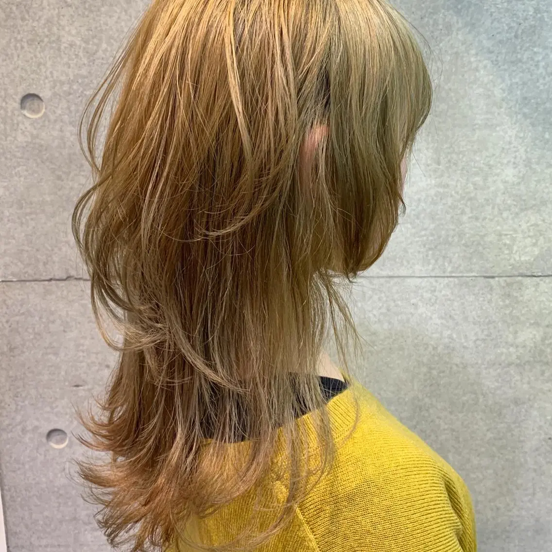 セミロング ウルフカット カット ヘアカラー トリートメント オシャレ髪✔️ 店長オオキアキヒロのヘアスタイル