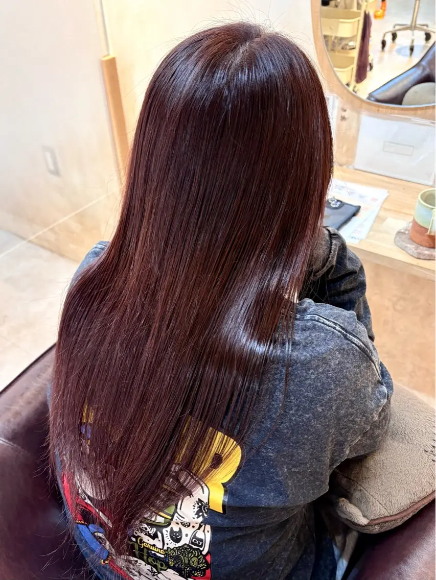 ロング カラー ブラウンカラー パープルカラー 内山 あすかのヘアスタイル