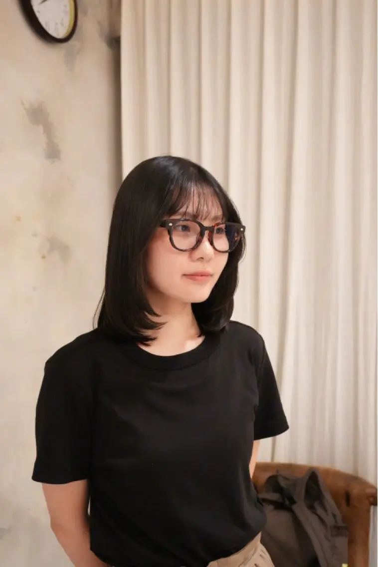 ミディアム なかやま れいかのヘアスタイル