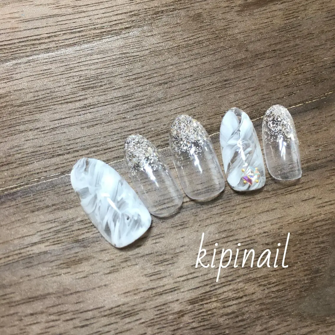ネイル 大理石ネイル(マーブル) kipinail 川﨑えりかのネイルデザイン